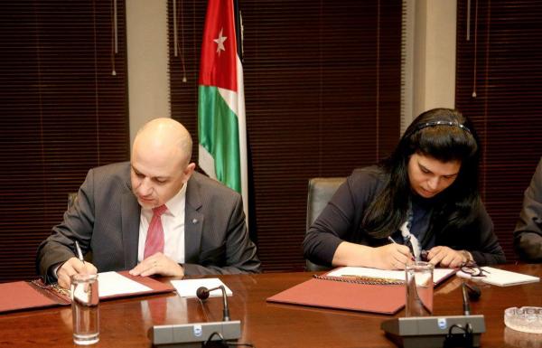 
			NSQAC signed an agreement with Modee to test governmental e-services
		